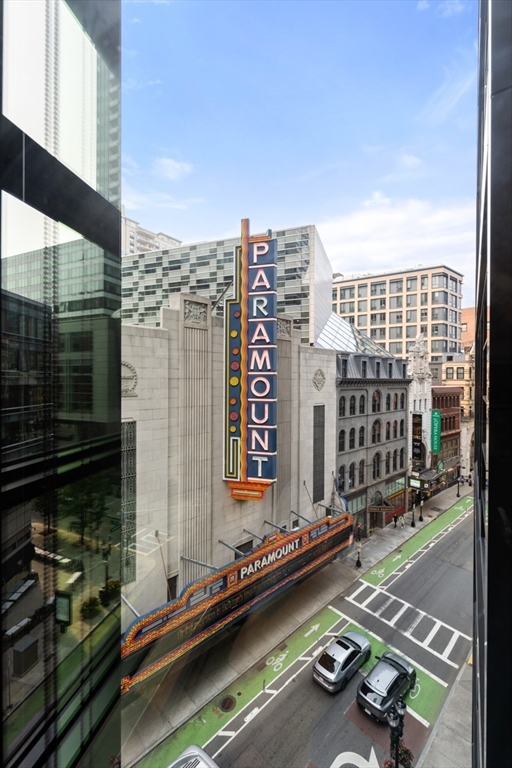 580 Washington Street, Unit 611 Boston, MA 02111 - Photo 7 of 39 a view of a city with tall buildings