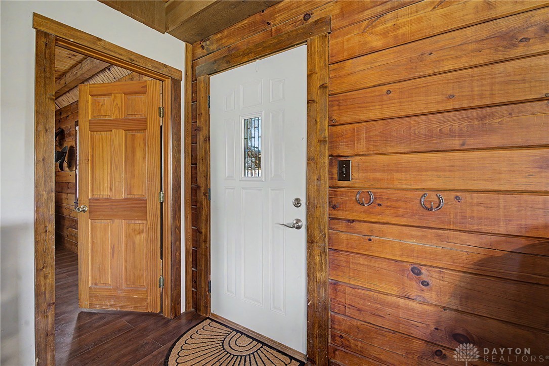 3287 Idle Road St. Paris, OH 43072 - Photo 8 of 47