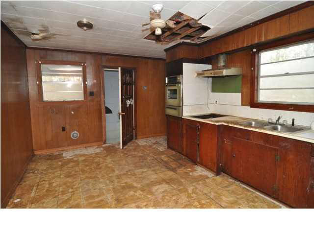 282 Amos Road Vicksburg, MS 39183 - Photo 9 of 18 Photo 9