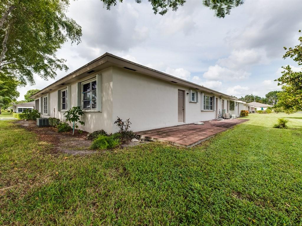 1285 High Point Place North, Unit D Delray Beach, FL 33445 - Photo 18 of 29 018_Back of Home