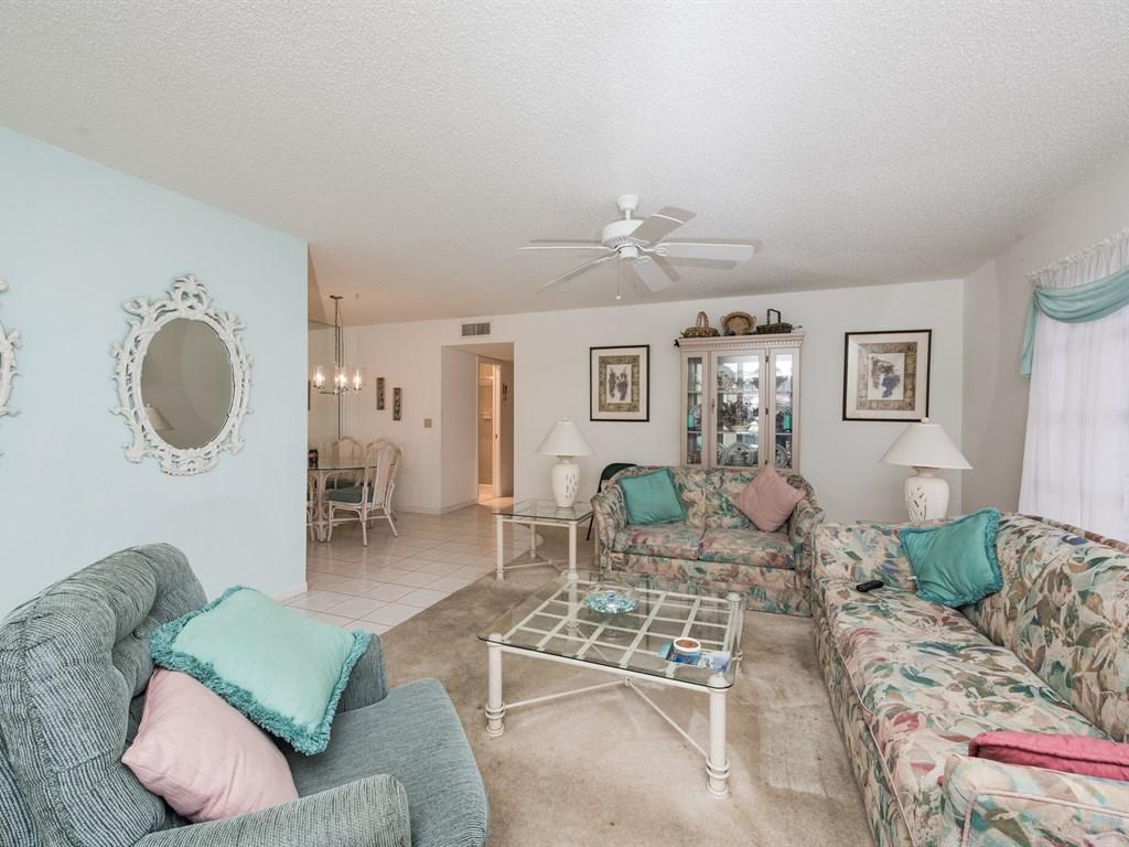 1285 High Point Place North, Unit D Delray Beach, FL 33445 - Photo 5 of 29 005_Living and Dining Rooms