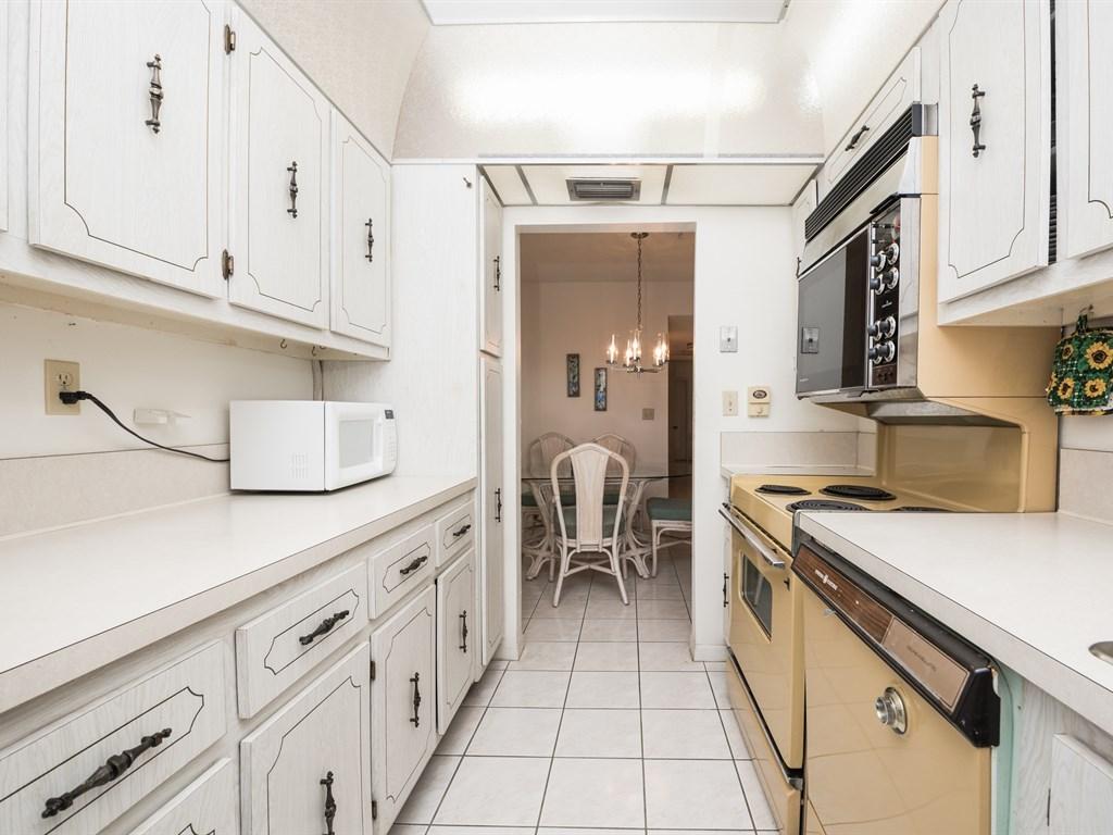 1285 High Point Place North, Unit D Delray Beach, FL 33445 - Photo 10 of 29 010_A Look Back
