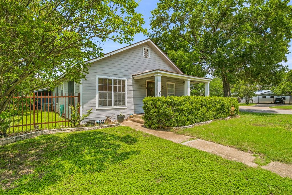 200 Austin Road Glen Rose, TX 76043 - Photo 2 of 21
