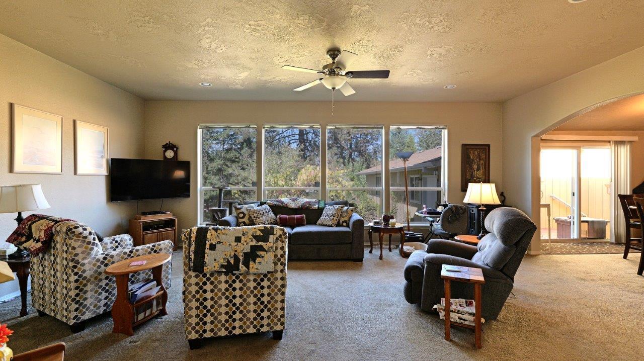501 Old Ferry Road Shady Cove, OR 97539 - Photo 5 of 54 501OF (50)