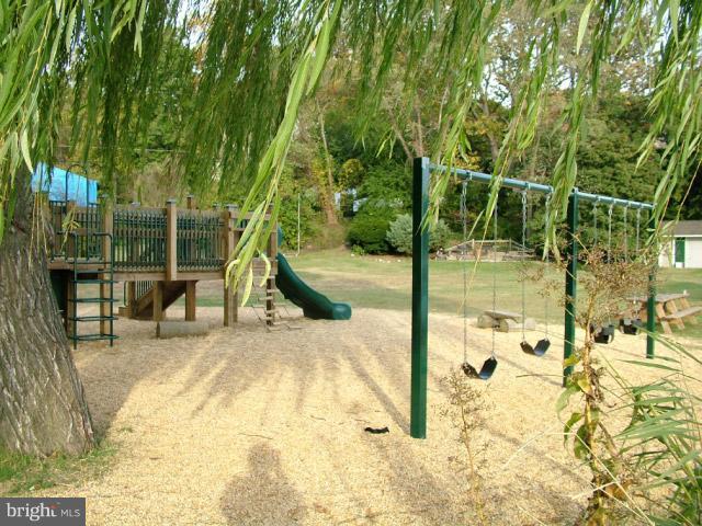 5 Tower Road Severna Park, MD 21146 - Photo 21 of 30 Community