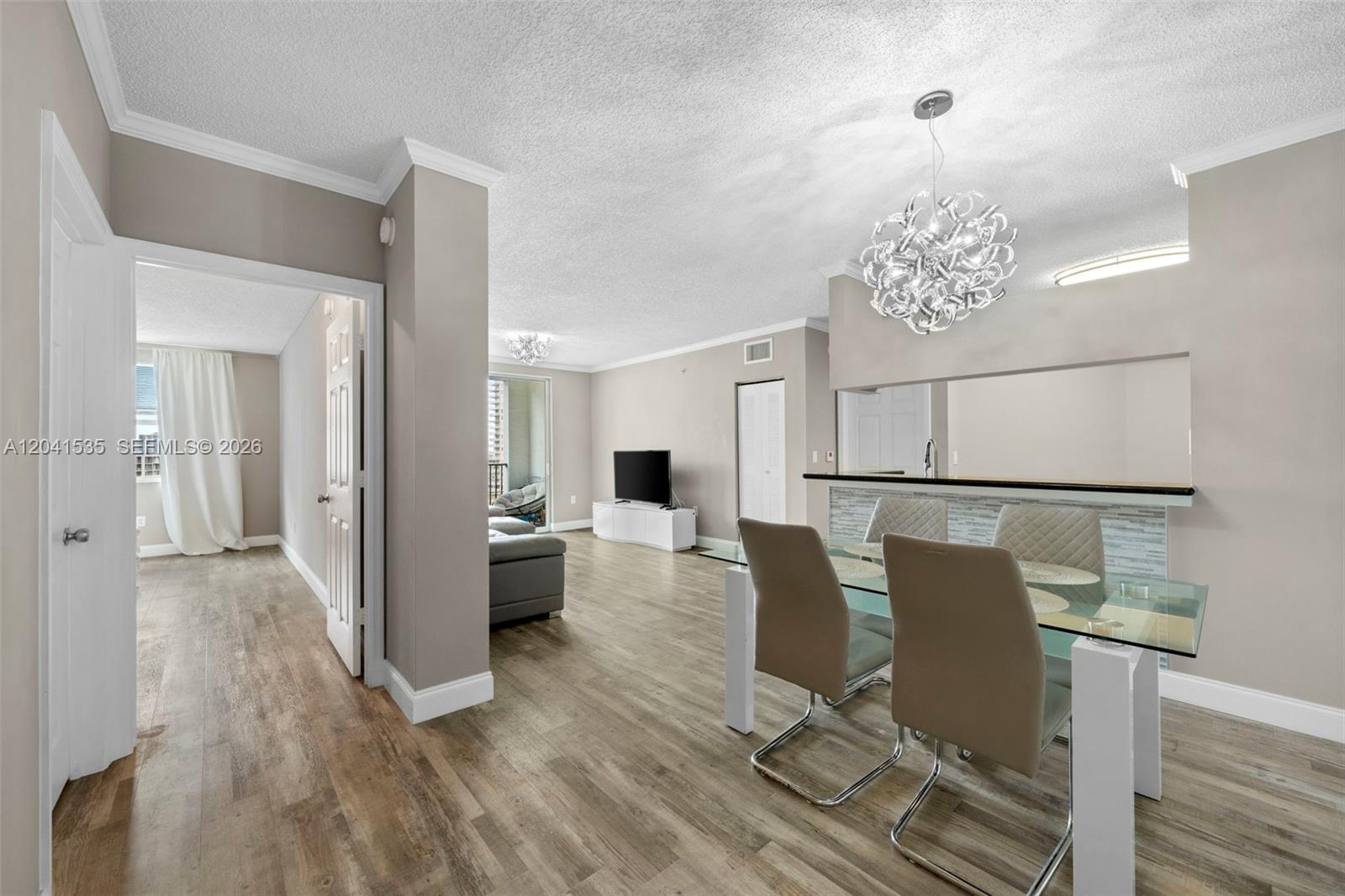17150 North Bay Road, Unit 2913 Sunny Isles Beach, FL 33160 - Photo 5 of 24