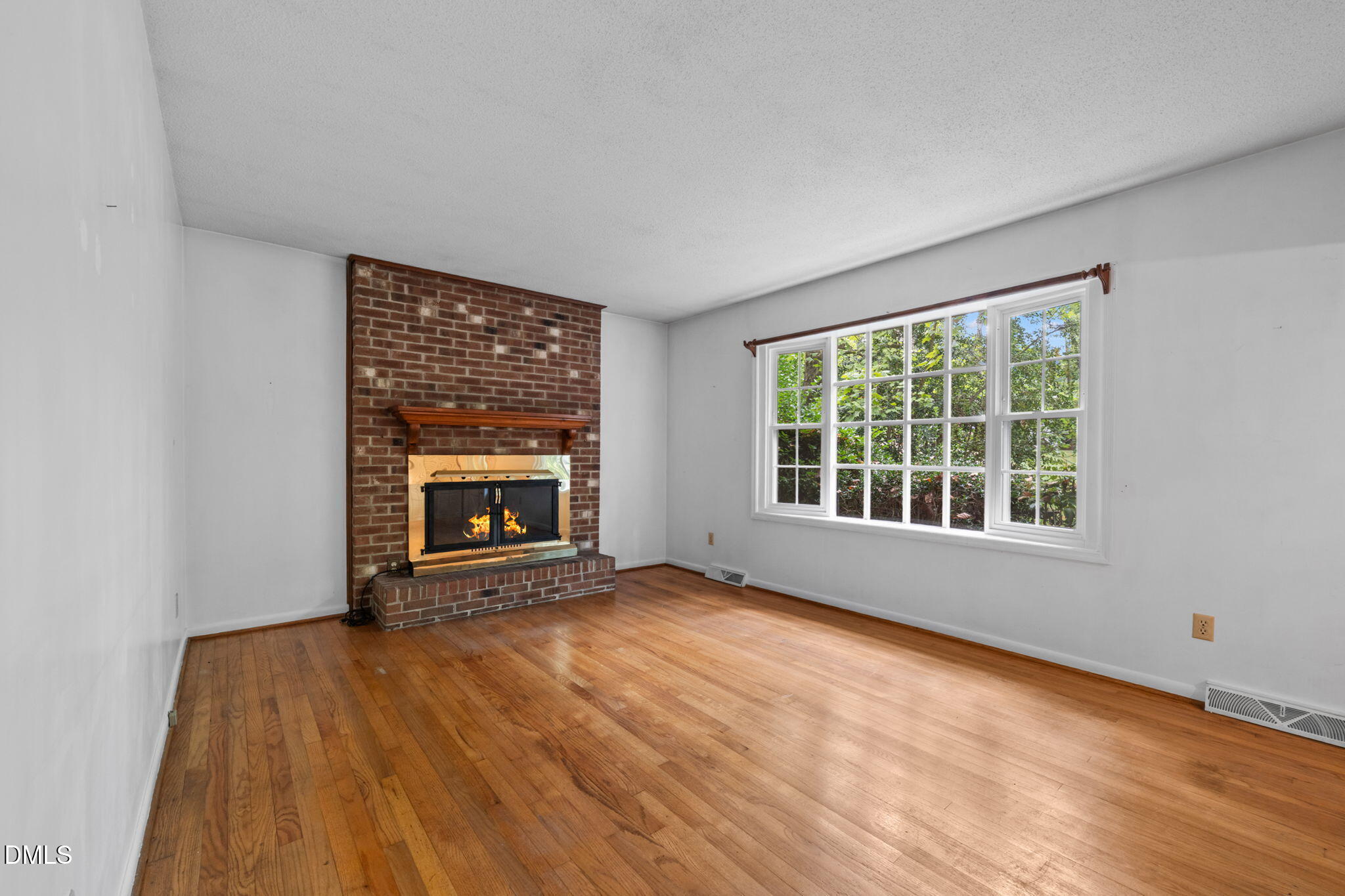5701 Hayloft Circle Raleigh, NC 27606 - Photo 8 of 39 6-web-or-mls-untitled-6