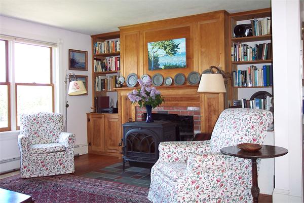 322 Smith Neck Road Dartmouth, MA 02748 - Photo 8 of 22