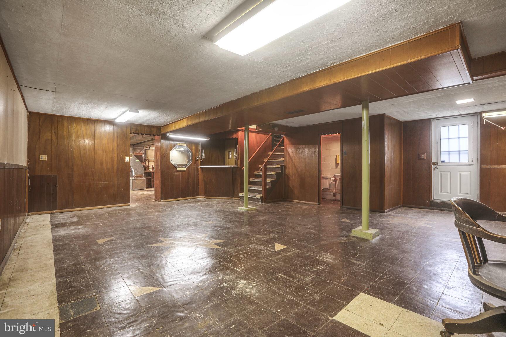 7423 Phelps Road Hanover, MD 21076 - Photo 20 of 28 a view of a hallway with seating area