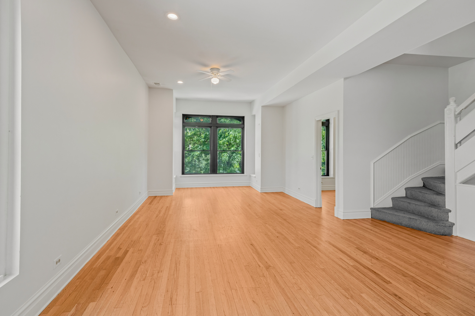 800 South Loomis Street, Unit 2 Chicago, IL 60607 - Photo 2 of 20