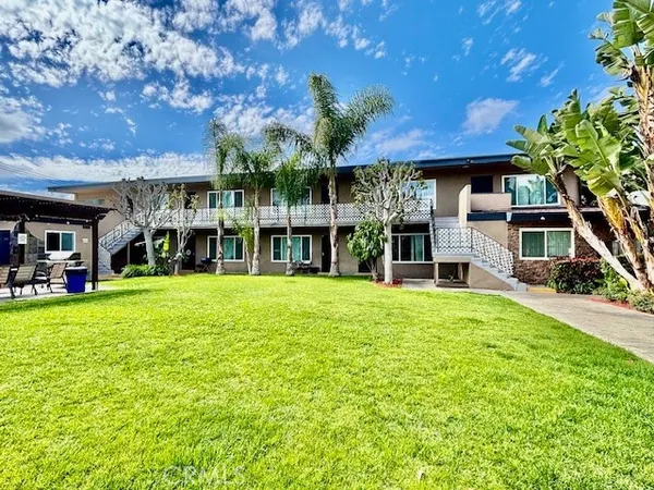 $1,995 | 1820 West Sallie Lane, Unit 7, Anaheim, CA 92804