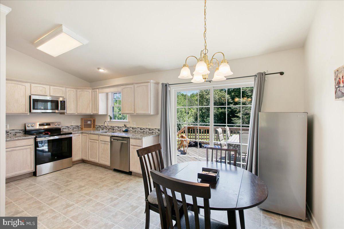 10132 Wallers Road Partlow, VA 22534 - Photo 8 of 37