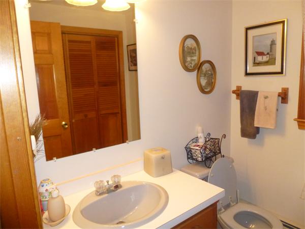 10 Young Road Foxboro, MA 02035 - Photo 11 of 22 Gallery Image 11