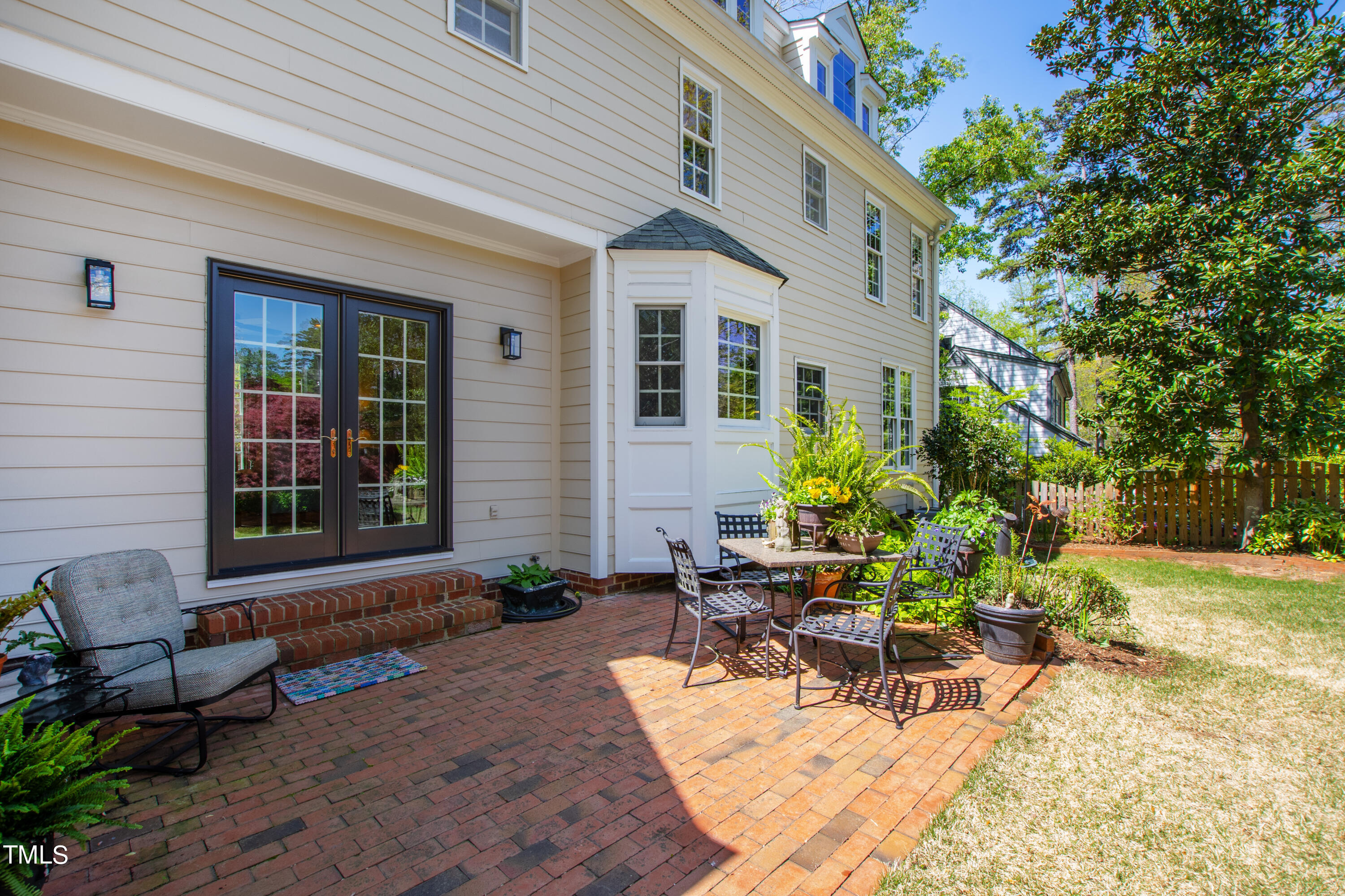 2120 Fallon Oaks Court Raleigh, NC 27608 - Photo 39 of 46 BAck 2