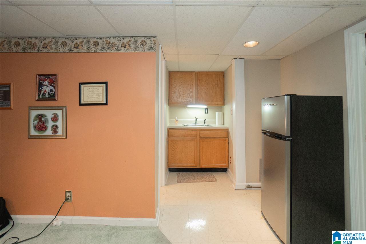 988 Ridgewood Circle Birmingham, AL 35235 - Photo 21 of 35