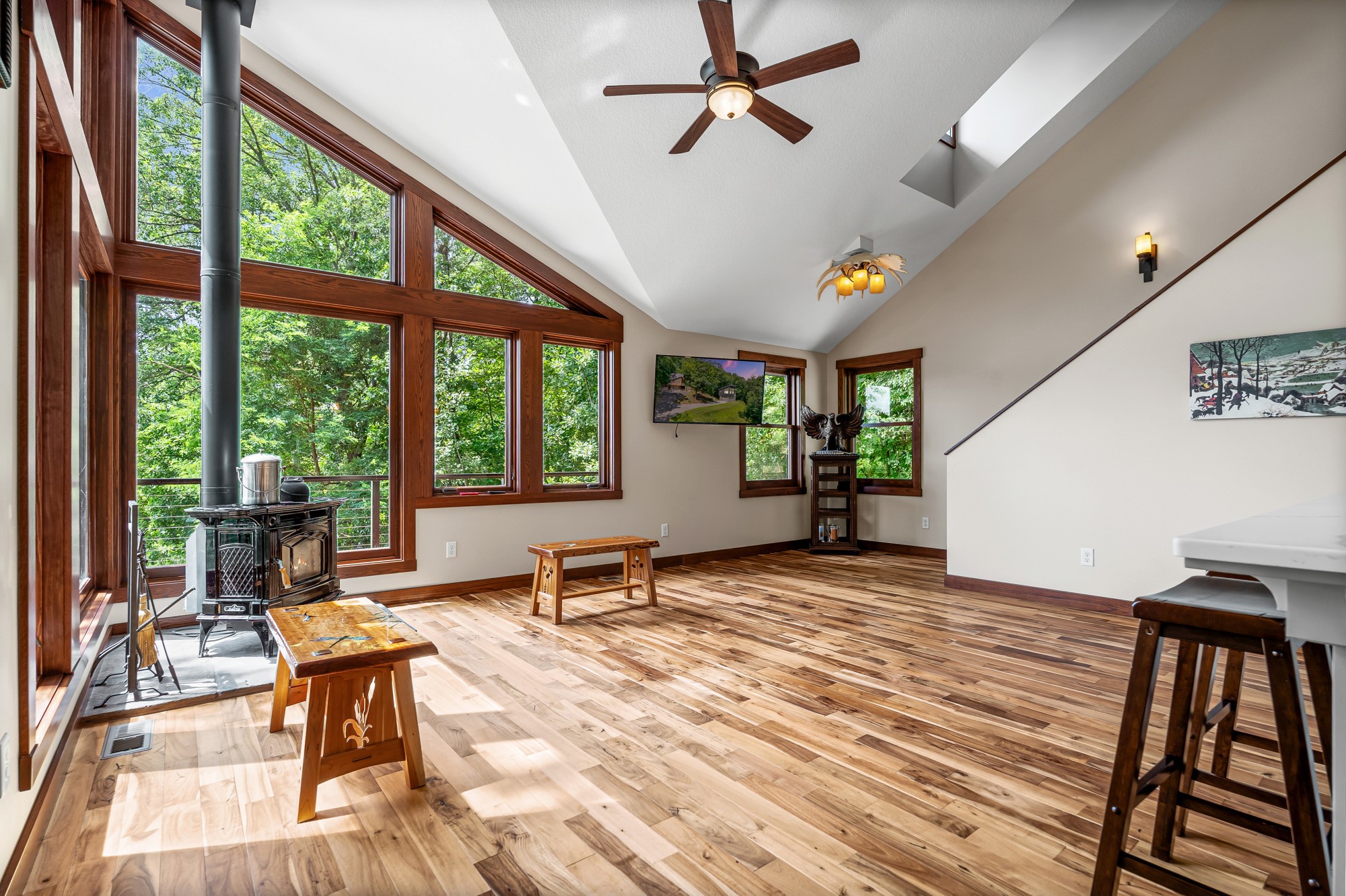 W25714 Sullivan Road Trempealeau, WI 54661 - Photo 8 of 60 Gallery Image 8