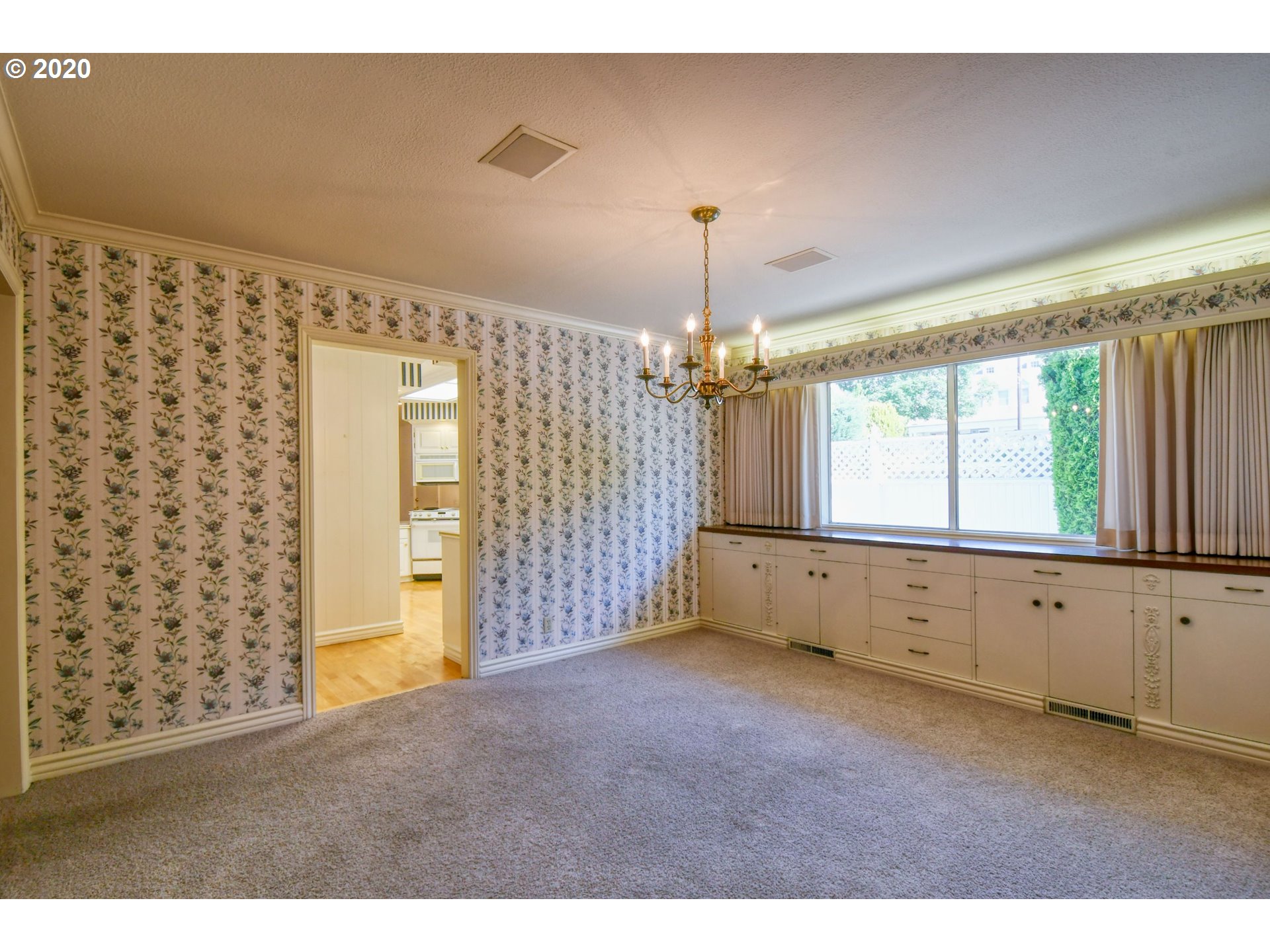 213 Northwest 5th Street Pendleton, OR 97801 - Photo 11 of 32