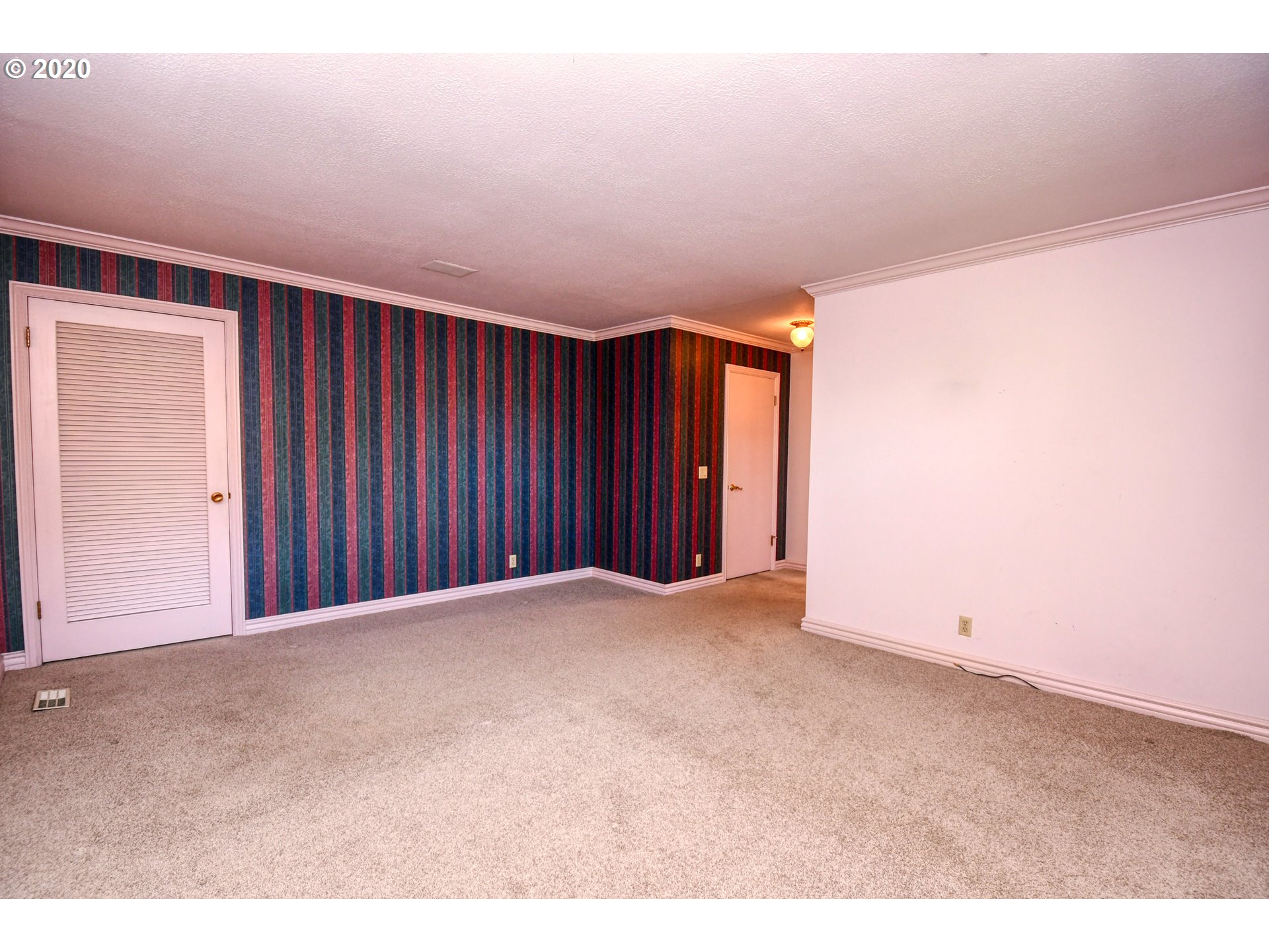 213 Northwest 5th Street Pendleton, OR 97801 - Photo 19 of 32