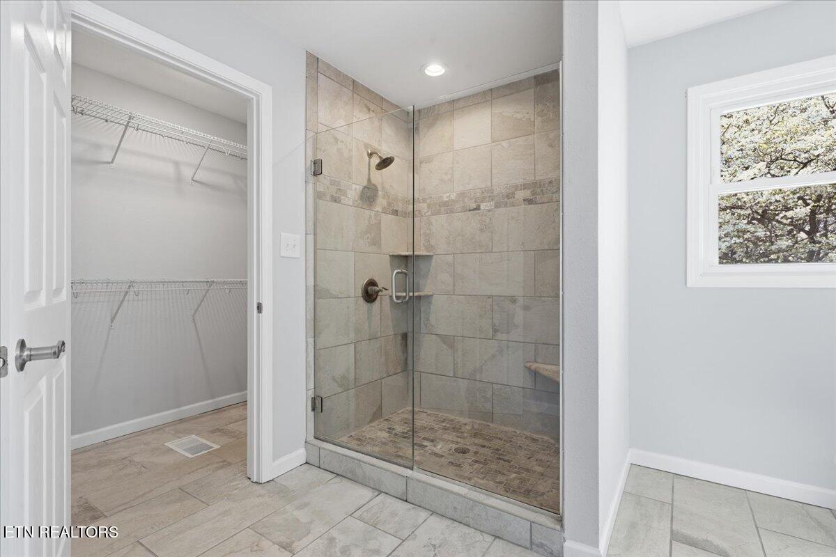 7709 Morris Road Knoxville, TN 37938 - Photo 29 of 52 Master Bath 3