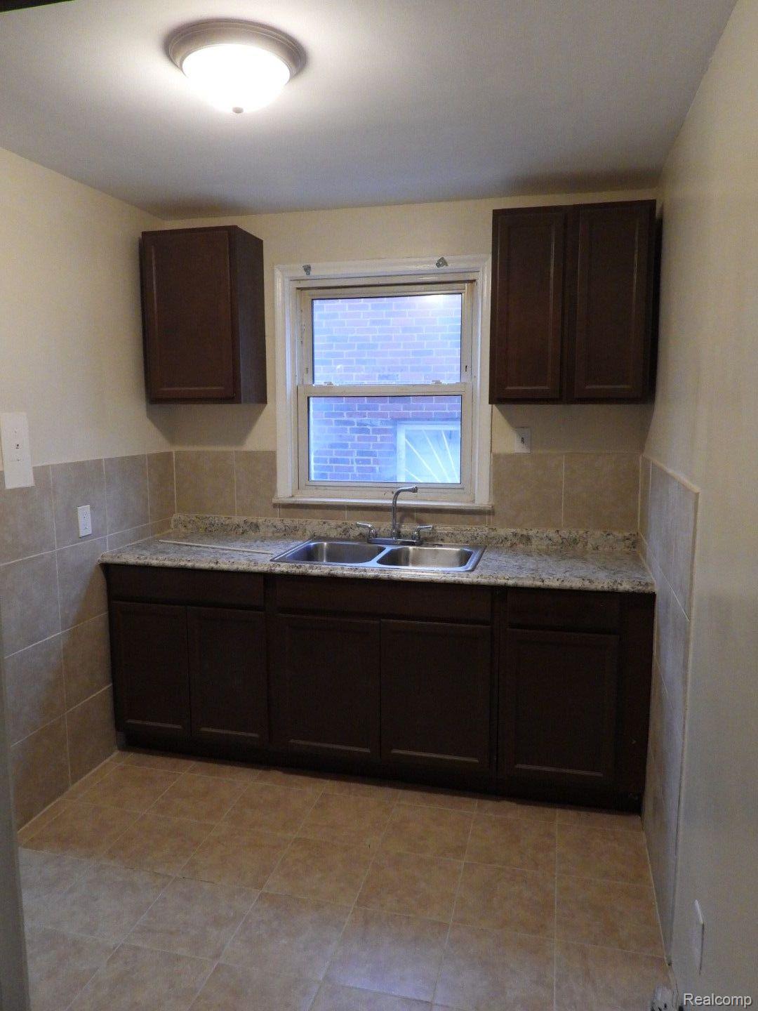 10844 Balfour Road Detroit, MI 48224 - Photo 14 of 35 Gallery Image 14