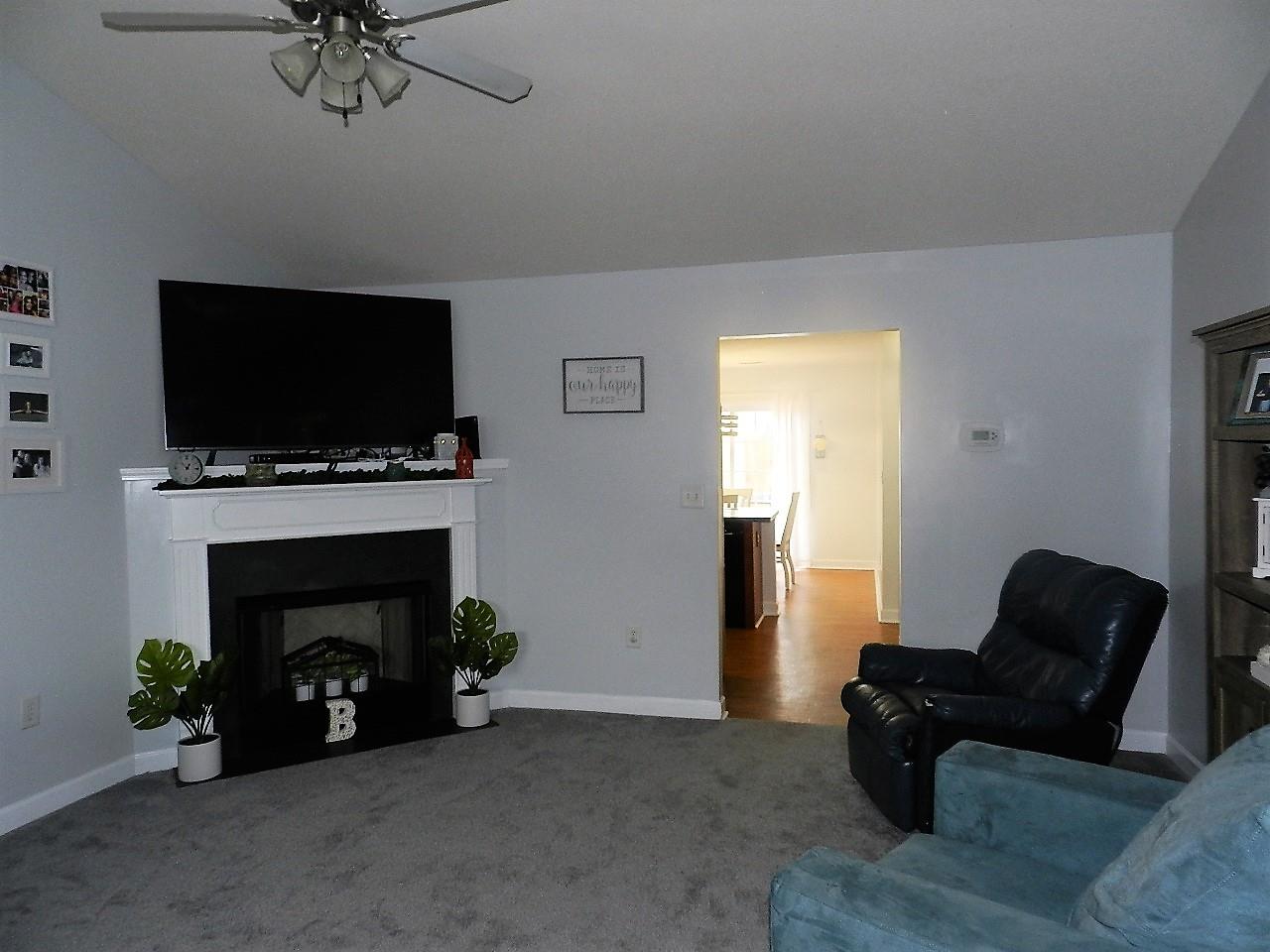 209 Frying Pan Court Boiling Springs, SC 29316 - Photo 6 of 23 Gallery Image 6