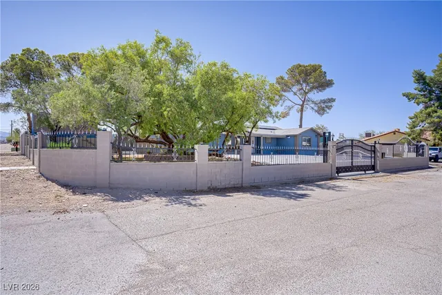$834,900 | 4490 West Warm Springs Road, Las Vegas, NV 89118