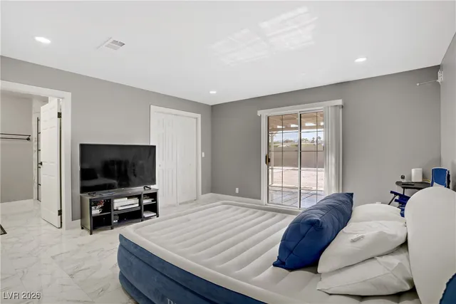 $834,900 | 4490 West Warm Springs Road, Las Vegas, NV 89118