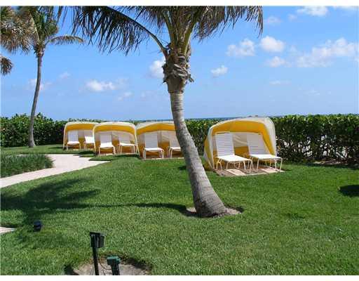 500 Ocean Drive, Unit W3B Juno Beach, FL 33408 - Photo 25 of 25 RESORT CHAIRS
