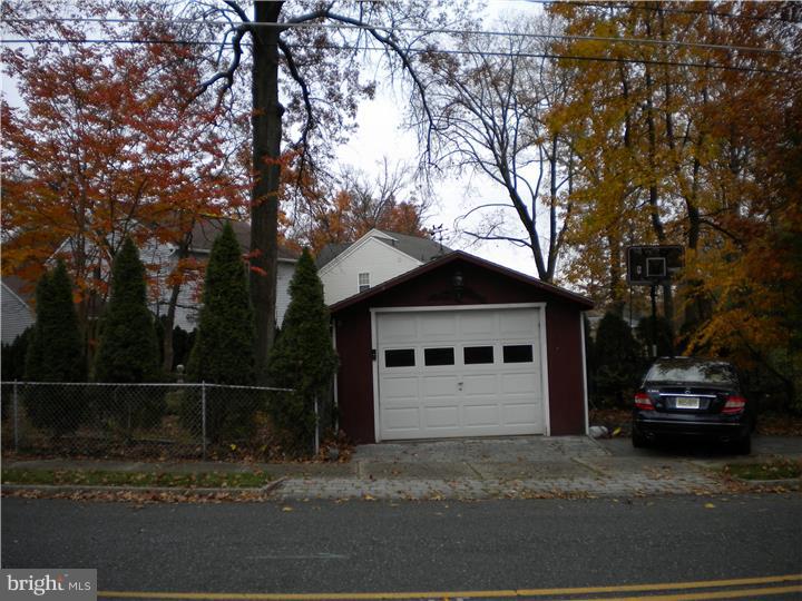 1200 Warwick Road Haddonfield, NJ 08033 - Photo 5 of 20 Gallery Image 5