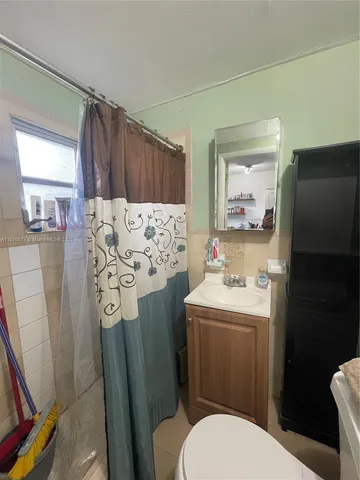 $1,400 | 1923 Northwest 1st Terrace, Unit C, Miami, FL 33125