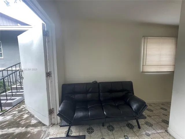 $1,400 | 1923 Northwest 1st Terrace, Unit C, Miami, FL 33125