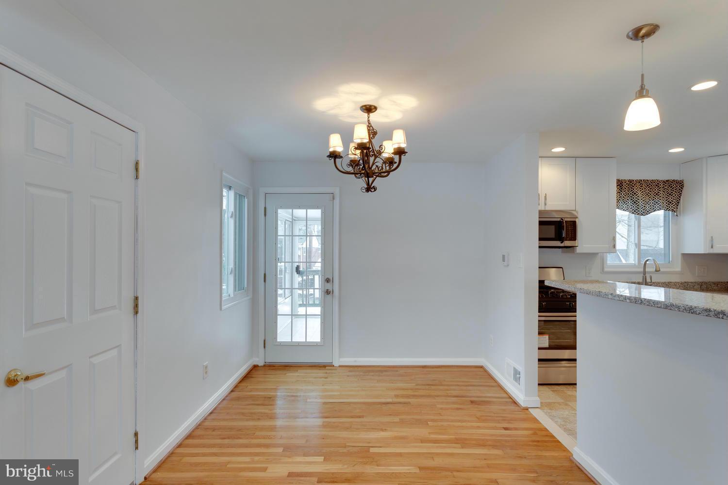 6826 Inverness Drive Springfield, VA 22150 - Photo 6 of 24 Dining Room