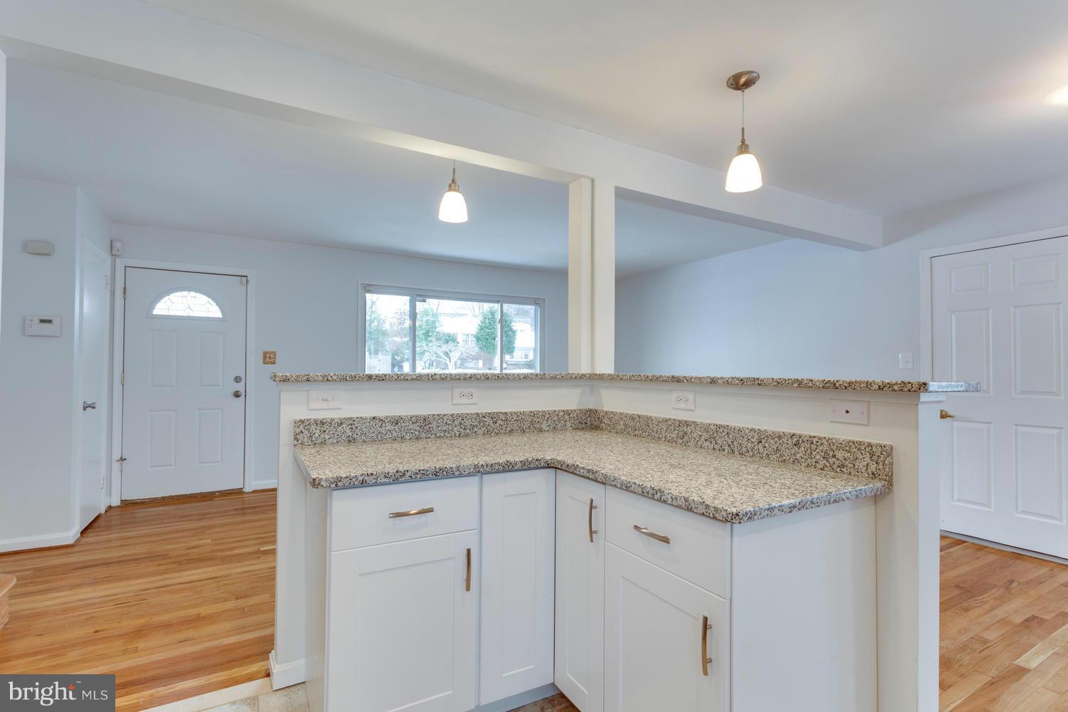 6826 Inverness Drive Springfield, VA 22150 - Photo 9 of 24 New Granite in Kitchen