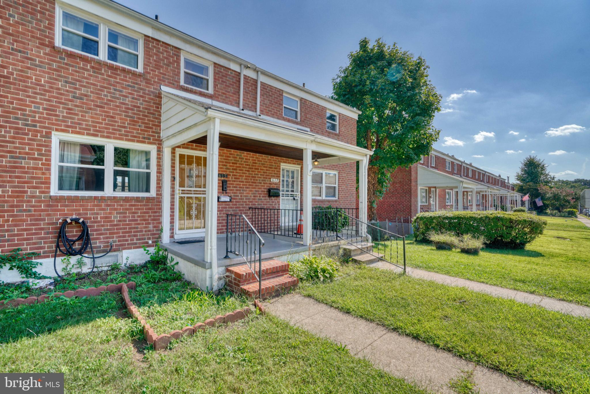 615 Queensgate Road Baltimore, MD 21229 - Photo 3 of 38