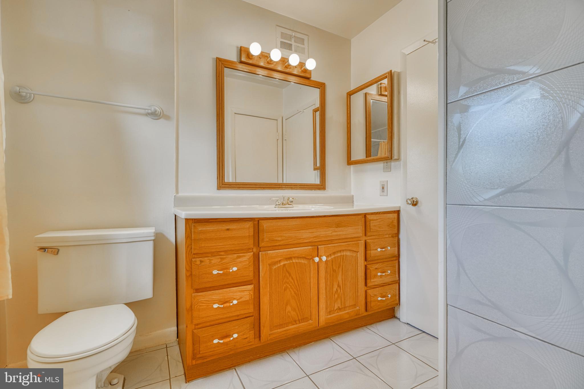 615 Queensgate Road Baltimore, MD 21229 - Photo 36 of 38