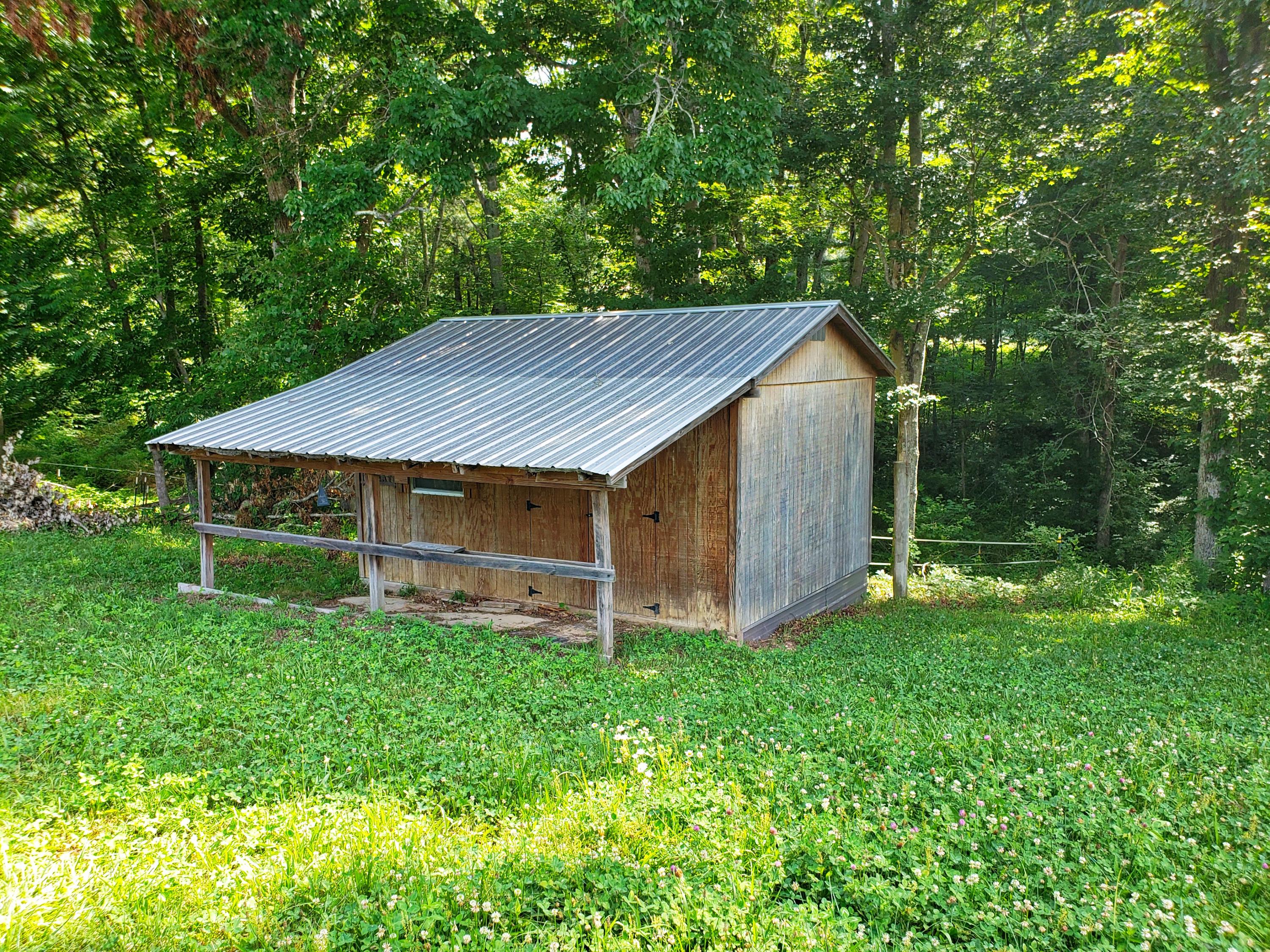 42 Mt Helen Road Allardt, TN 38504 - Photo 4 of 4 b4