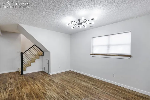 $385,000 | 2922 Dickens Drive, Colorado Springs, CO 80916