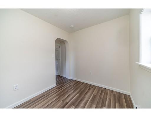 74 Nagle Street Springfield, MA 01151 - Photo 14 of 26
