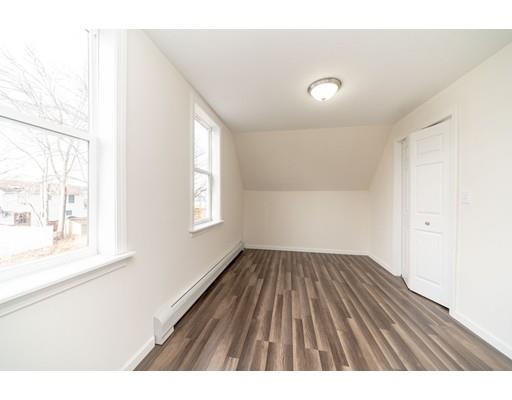 74 Nagle Street Springfield, MA 01151 - Photo 15 of 26