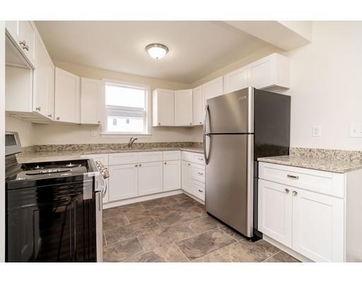 74 Nagle Street Springfield, MA 01151 - Photo 3 of 26