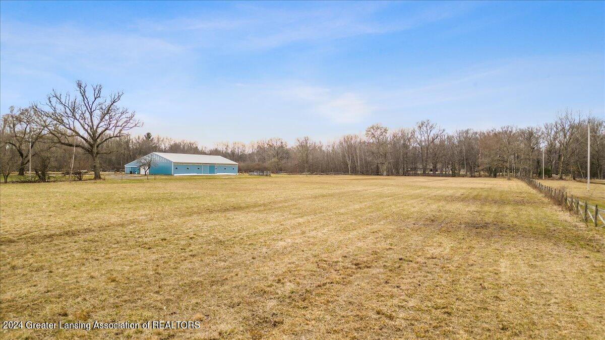 240 South 9 Mile Road Midland, MI 48640 - Photo 31 of 43 14-Media Jett-11