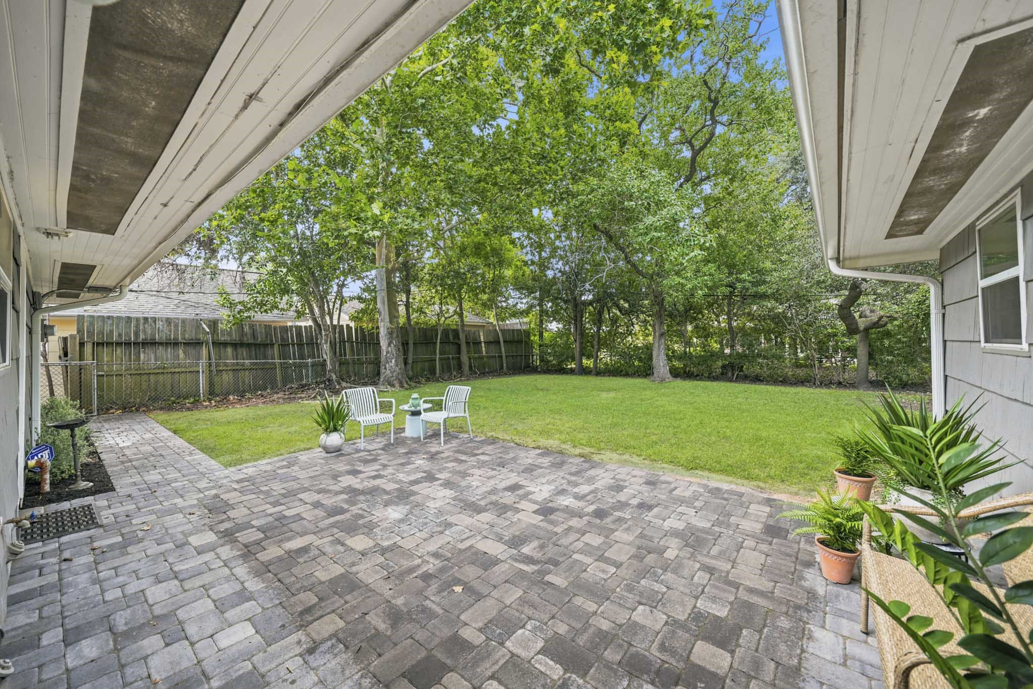 4614 Hummingbird Street Houston, TX 77035 - Photo 34 of 39