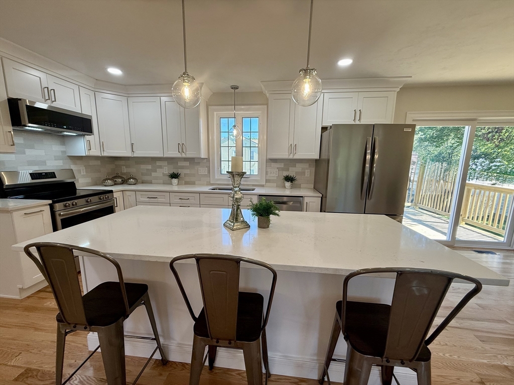 111 Harris Pond Road Blackstone, MA 01504 - Photo 14 of 39