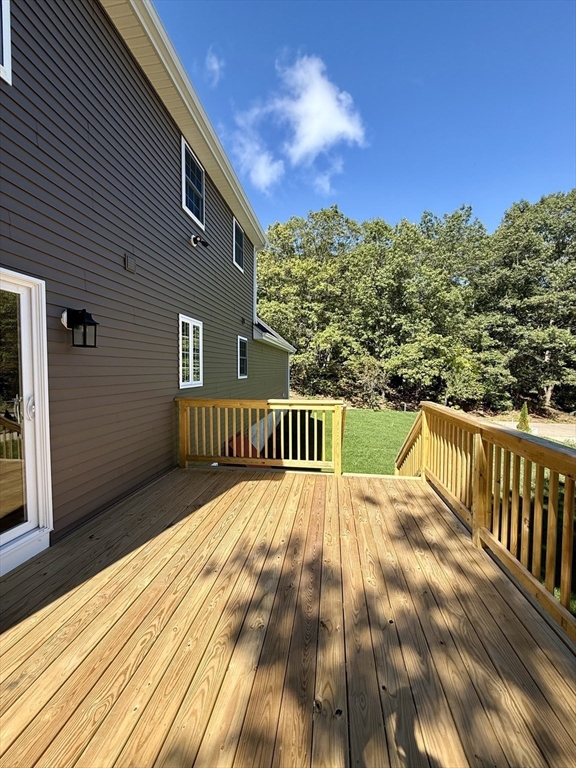 111 Harris Pond Road Blackstone, MA 01504 - Photo 33 of 39