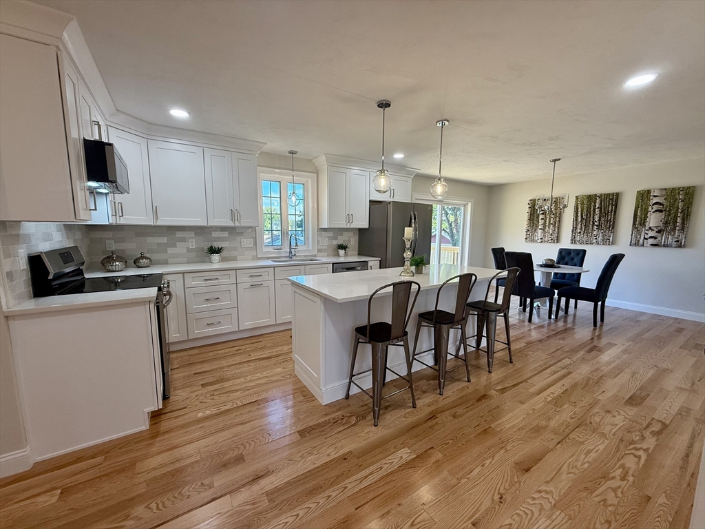 111 Harris Pond Road Blackstone, MA 01504 - Photo 6 of 39