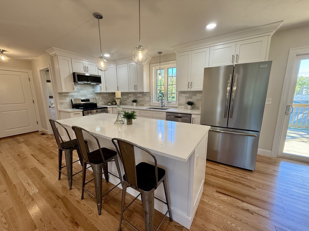 111 Harris Pond Road Blackstone, MA 01504 - Photo 7 of 39