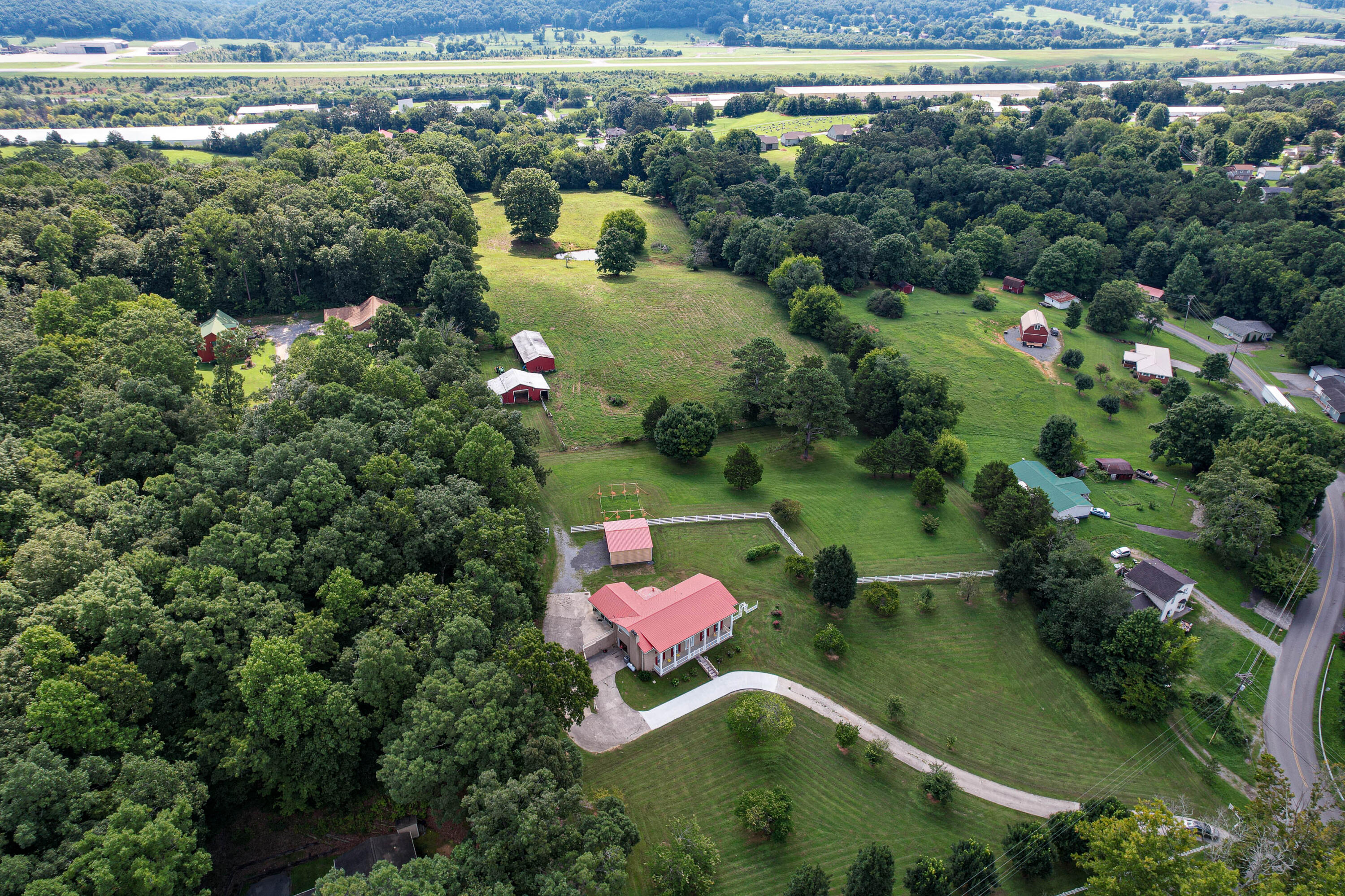 124 Jenkins Road Northeast Cleveland, TN 37312 - Photo 11 of 48 32-124 Jenkins Rd NE-46