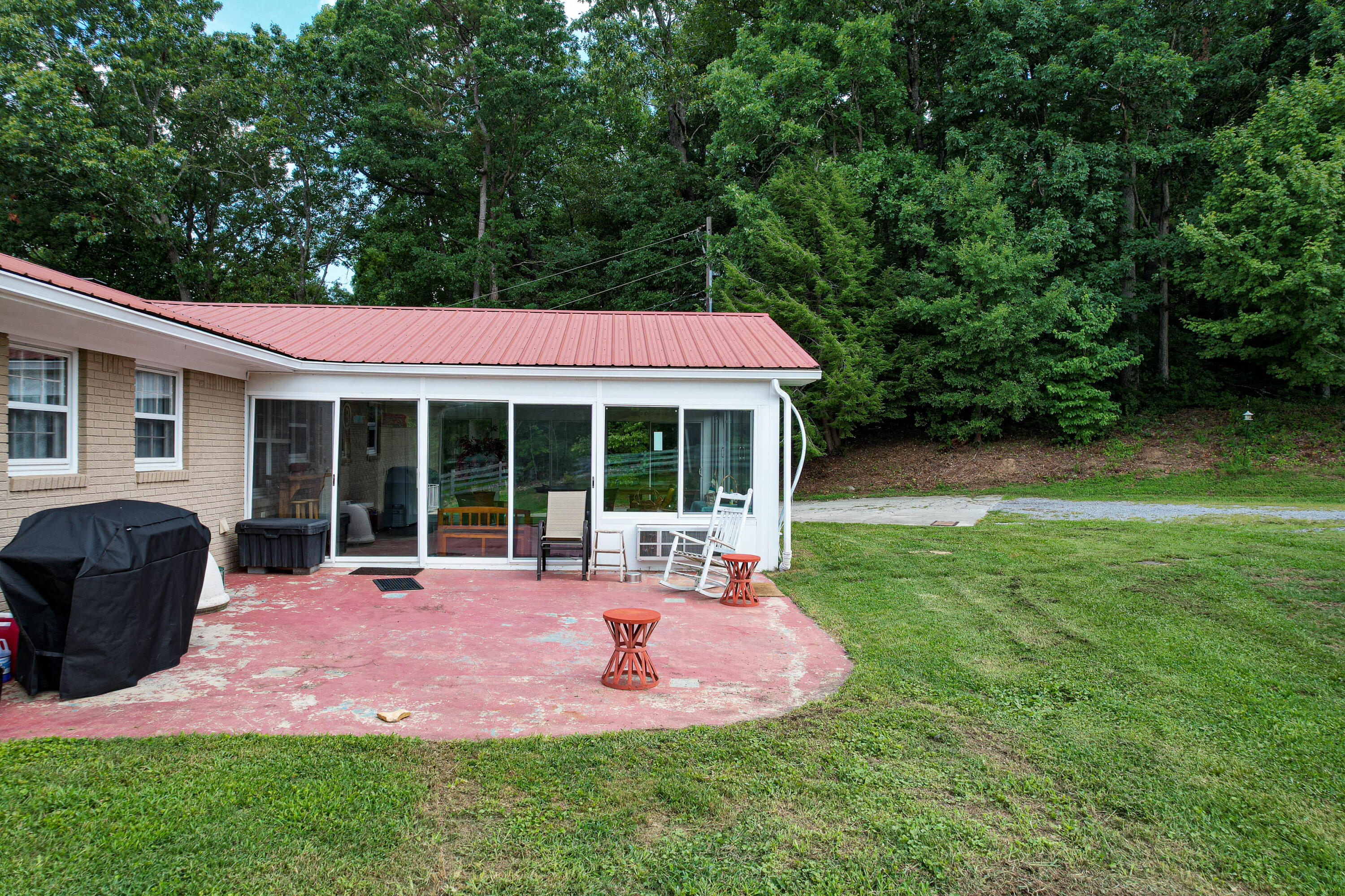 124 Jenkins Road Northeast Cleveland, TN 37312 - Photo 7 of 48 21-124 Jenkins Rd NE-35