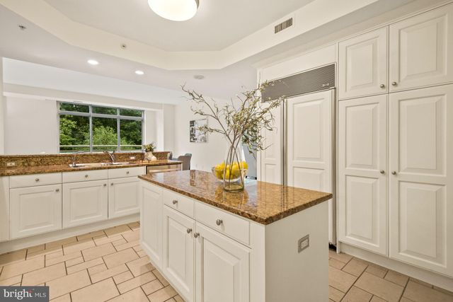 $3,600,000 | 5630 Wisconsin Avenue, Unit 301, Chevy Chase, MD 20815