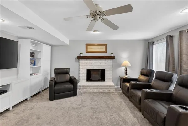 $425,000 | 3001 Northwest 59th Street, Kansas City, MO 64151